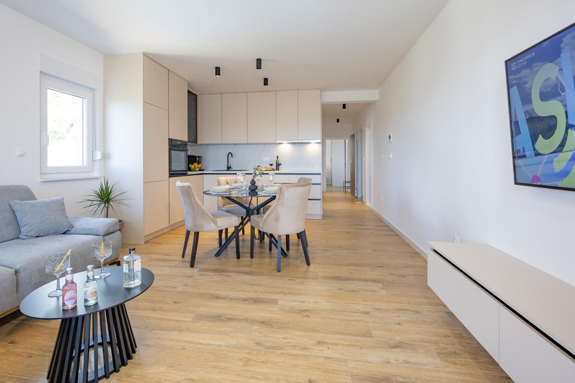 Ruzmarin J Apartmán Makarská