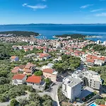 Apartment Ruzmarin Residence J
