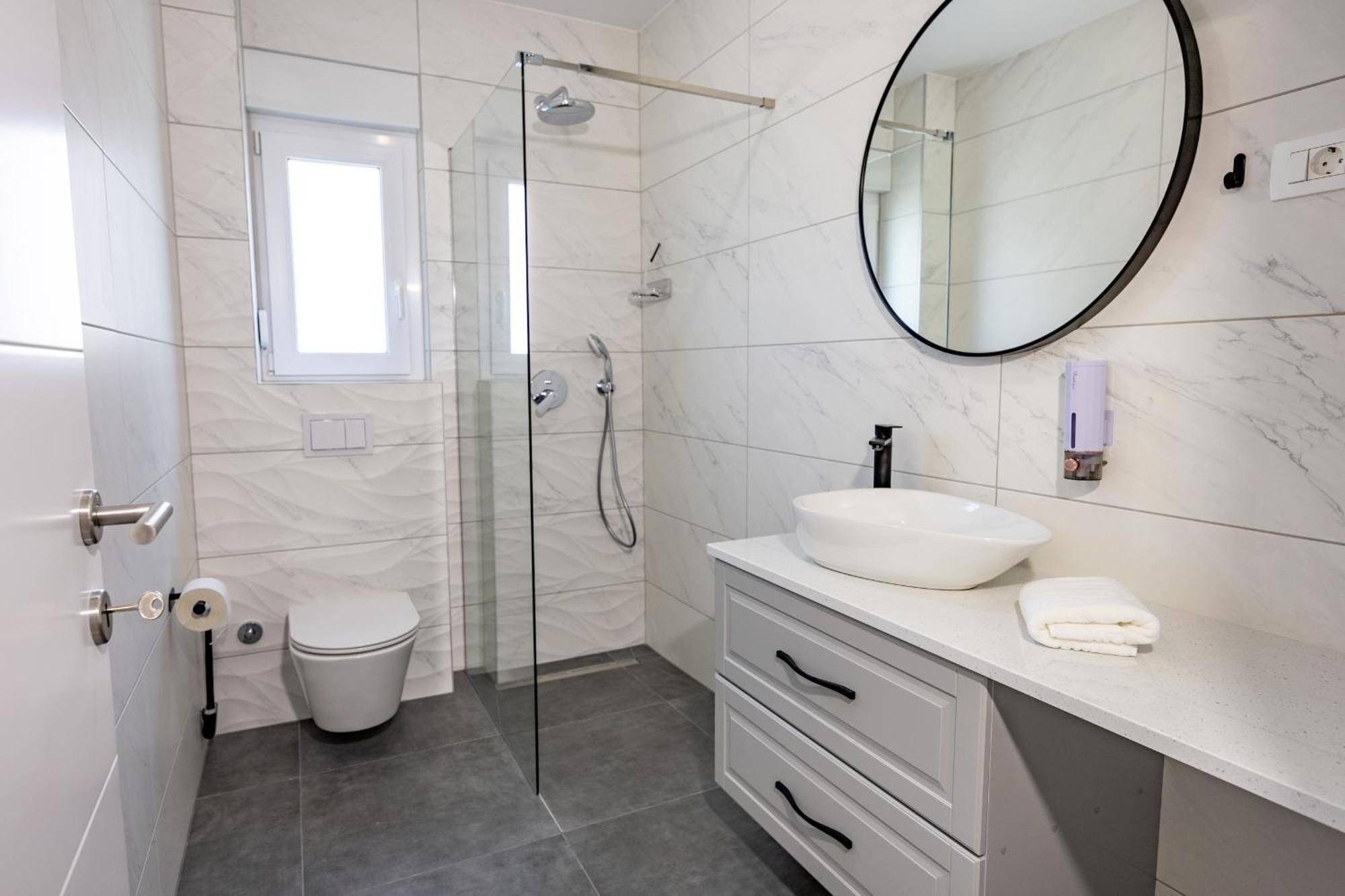 Apartment Ruzmarin J Makarska